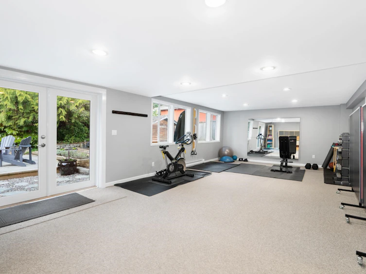 956 Belvista Crescent, North Vancouver, BC, V7R 2B4 - 23