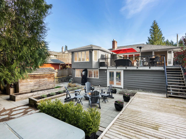 956 Belvista Crescent, North Vancouver, BC, V7R 2B4 - 31