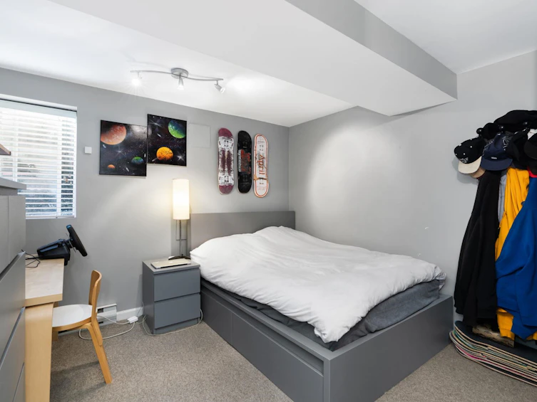 956 Belvista Crescent, North Vancouver, BC, V7R 2B4 - 26