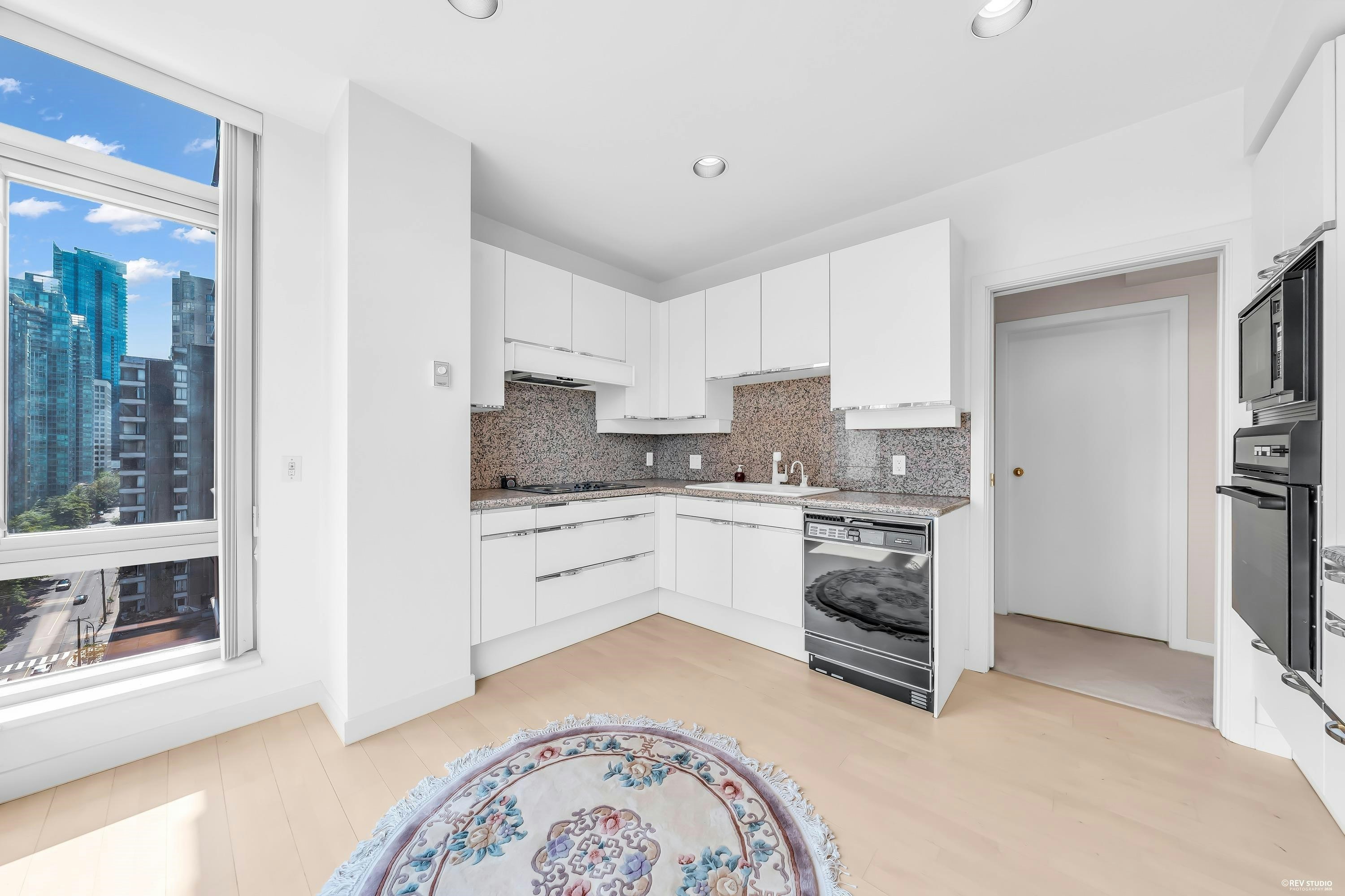 12A-1500 Alberni Street, Vancouver, BC, V6G 3C9 - 10