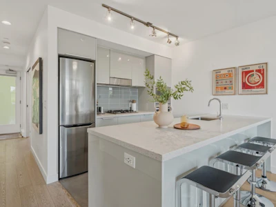 403-71 E Pender Street - 3