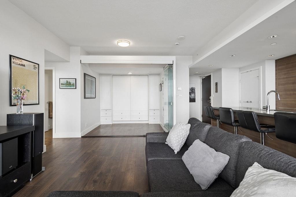 2303-1550 Fern Street, North Vancouver, BC, V7J 0A9 - 9