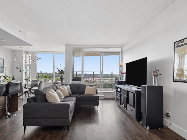 2303-1550 Fern Street, North Vancouver, BC, V7J 0A9 - 3