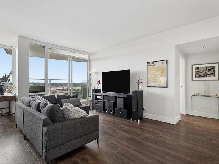 2303-1550 Fern Street, North Vancouver, BC, V7J 0A9 - 6