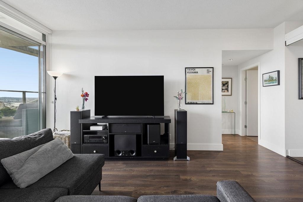 2303-1550 Fern Street, North Vancouver, BC, V7J 0A9 - 7