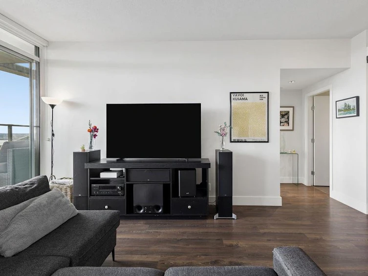 2303-1550 Fern Street, North Vancouver, BC, V7J 0A9 - 7