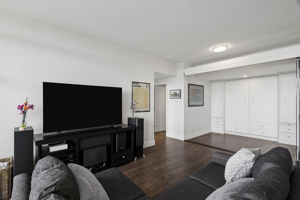2303-1550 Fern Street, North Vancouver, BC, V7J 0A9 - 8