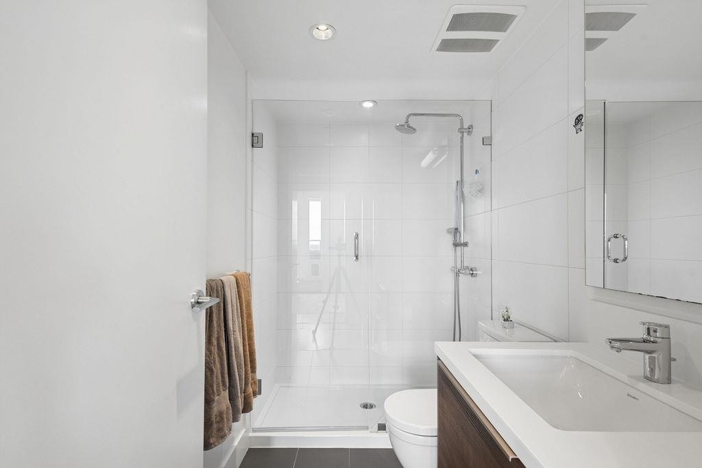 2303-1550 Fern Street, North Vancouver, BC, V7J 0A9 - 17