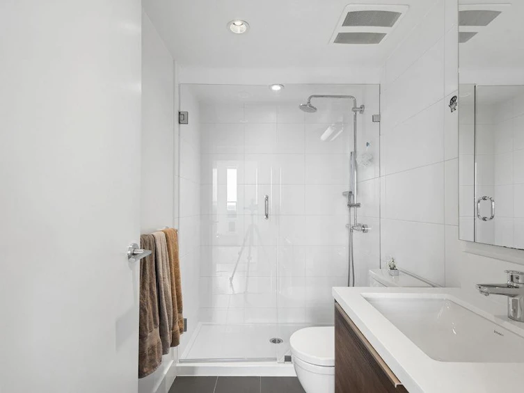 2303-1550 Fern Street, North Vancouver, BC, V7J 0A9 - 17