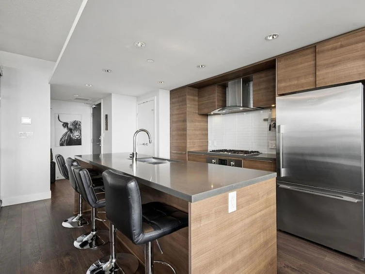2303-1550 Fern Street, North Vancouver, BC, V7J 0A9 - 12