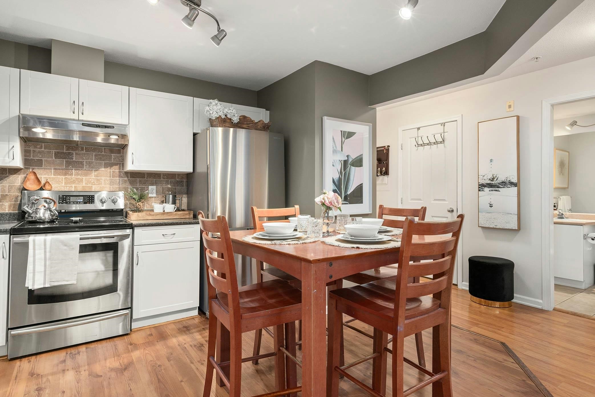 311-10188 155 Street, Surrey, BC, V3R 0R6 - 8