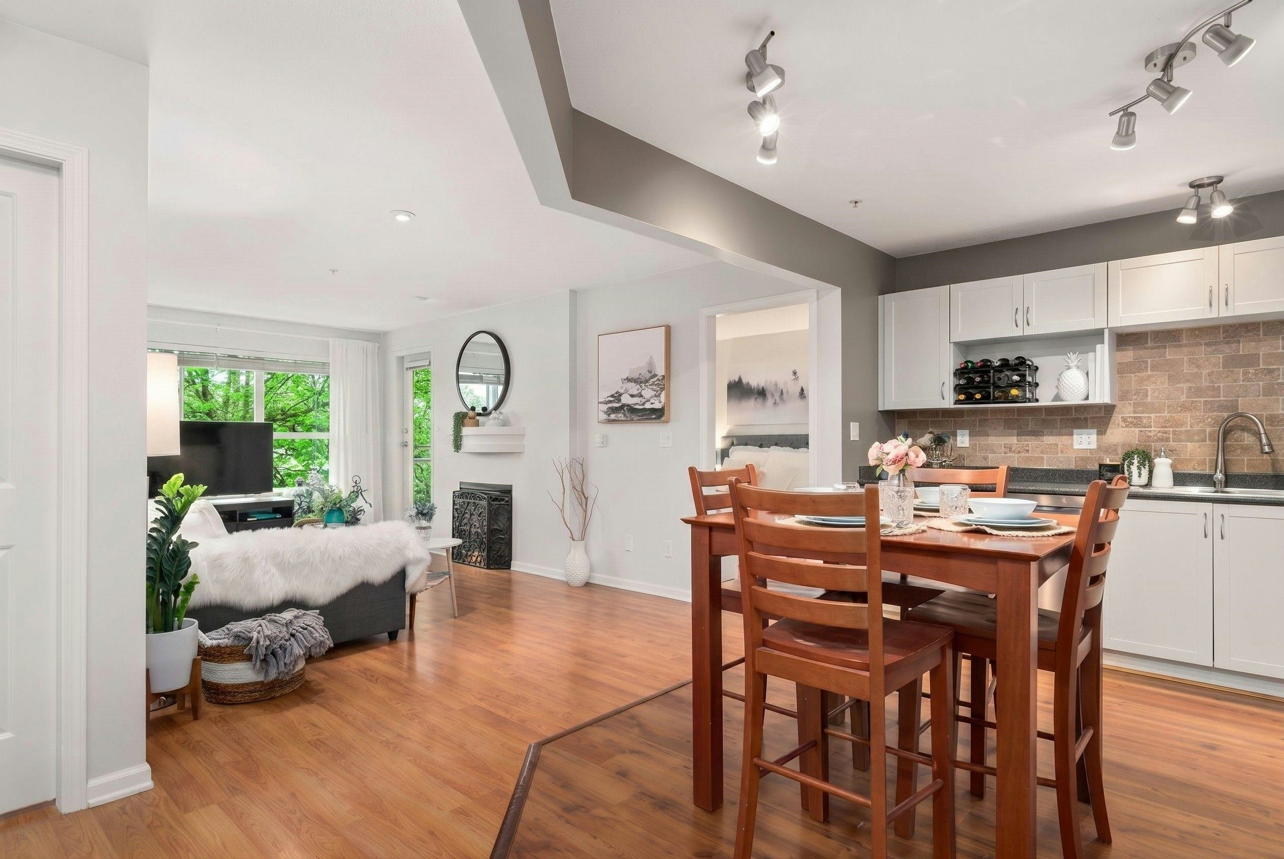 311-10188 155 Street, Surrey, BC, V3R 0R6 - 5