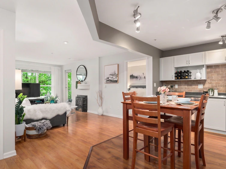 311-10188 155 Street, Surrey, BC, V3R 0R6 - 5