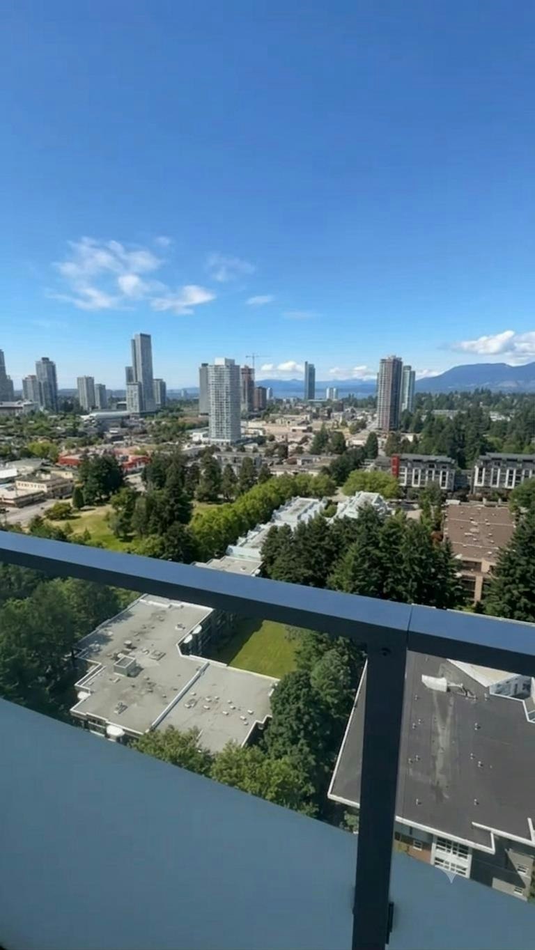 2201-13778 100th Avenue, Surrey, BC, V3T 0V3