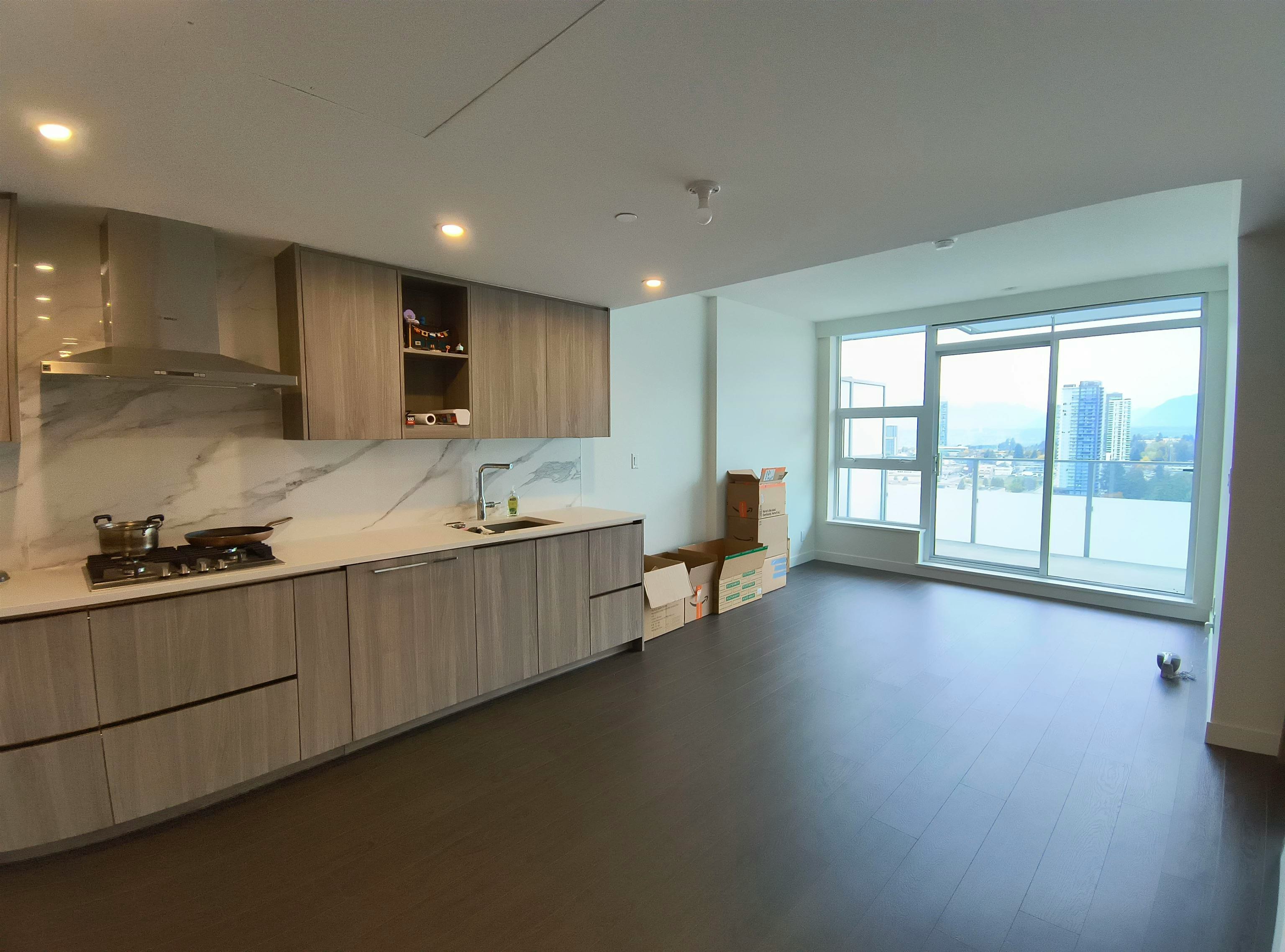 2201-13778 100th Avenue, Surrey, BC, V3T 0V3
