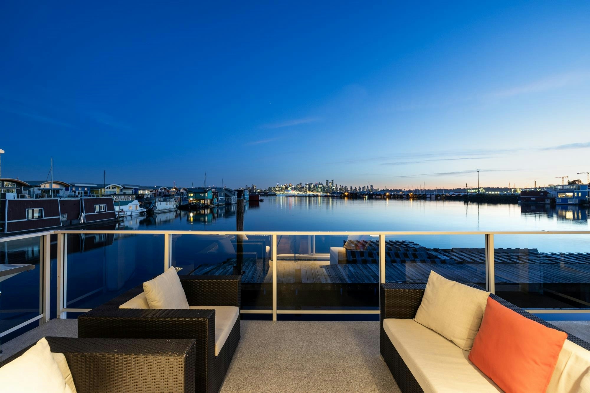 FRSL17-415 W Esplanade Avenue, North Vancouver, BC, V7M 1A6 - 38
