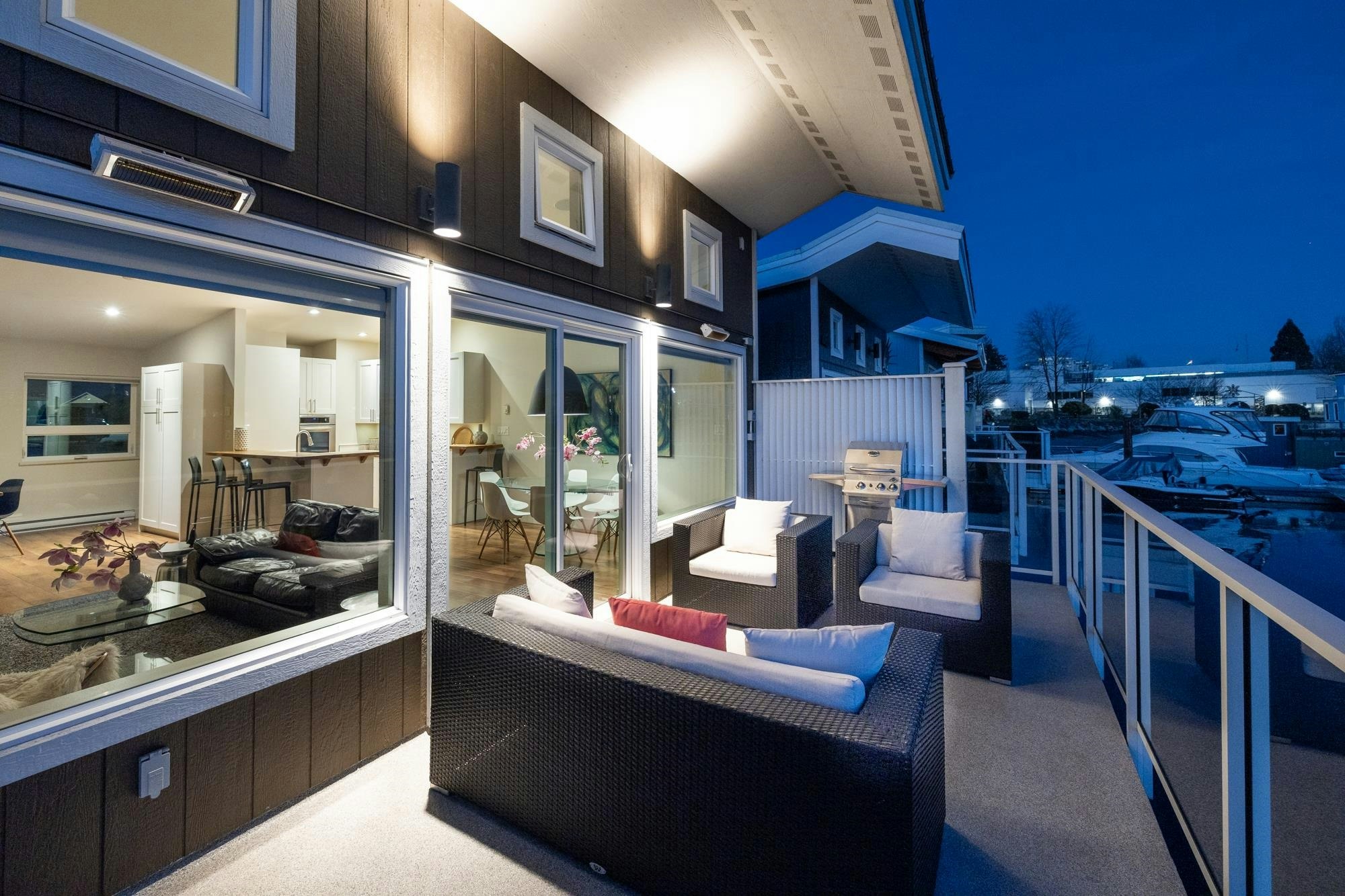 FRSL17-415 W Esplanade Avenue, North Vancouver, BC, V7M 1A6 - 40