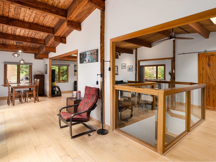 1222 Miller Road, Bowen Island, BC, V0N 1G1 - 15