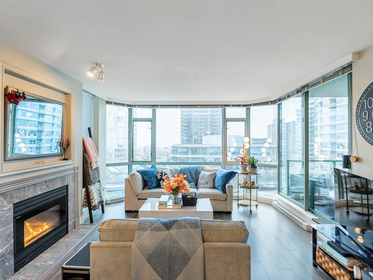 903-140 E 14th Street, North Vancouver, BC, V7L 2N3 - 13