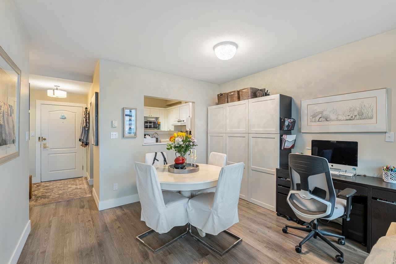 903-140 E 14th Street, North Vancouver, BC, V7L 2N3 - 15