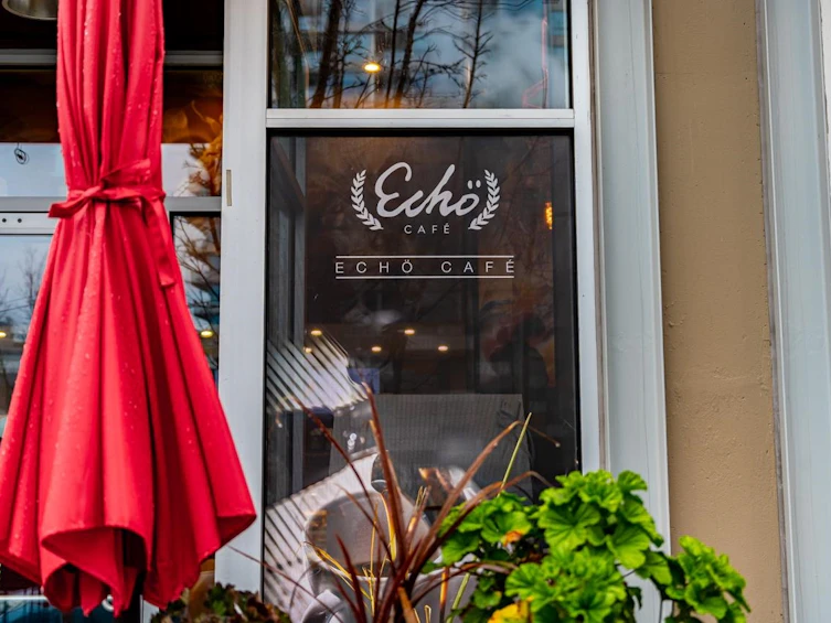 903-140 E 14th Street, North Vancouver, BC, V7L 2N3 - 39