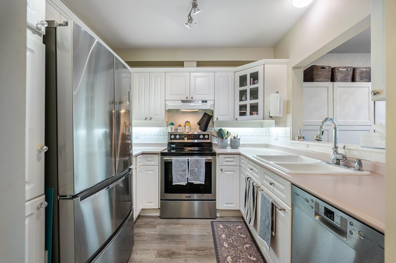 903-140 E 14th Street, North Vancouver, BC, V7L 2N3 - 10