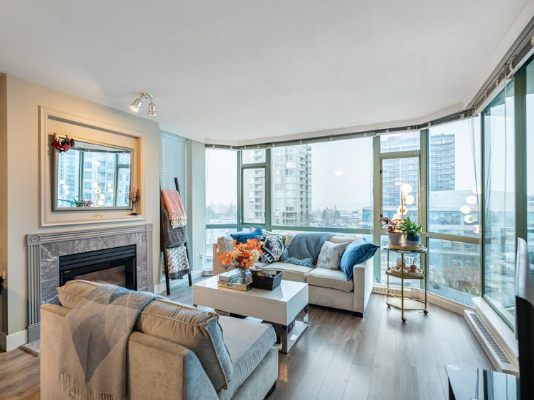 903-140 E 14th Street, North Vancouver, BC, V7L 2N3 - 14