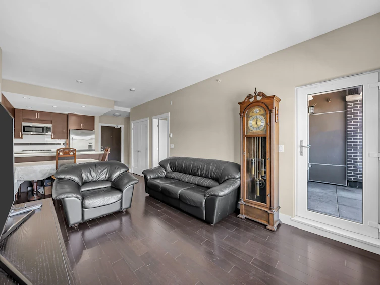 301-4710 Hastings Street, Burnaby, BC, V5C 2K7 - 10