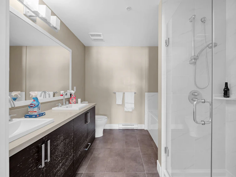 301-4710 Hastings Street, Burnaby, BC, V5C 2K7 - 14