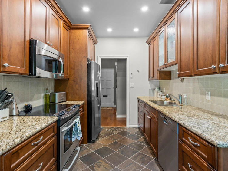 1747 Rufus Drive, North Vancouver, BC, V7J 3L8 - 14