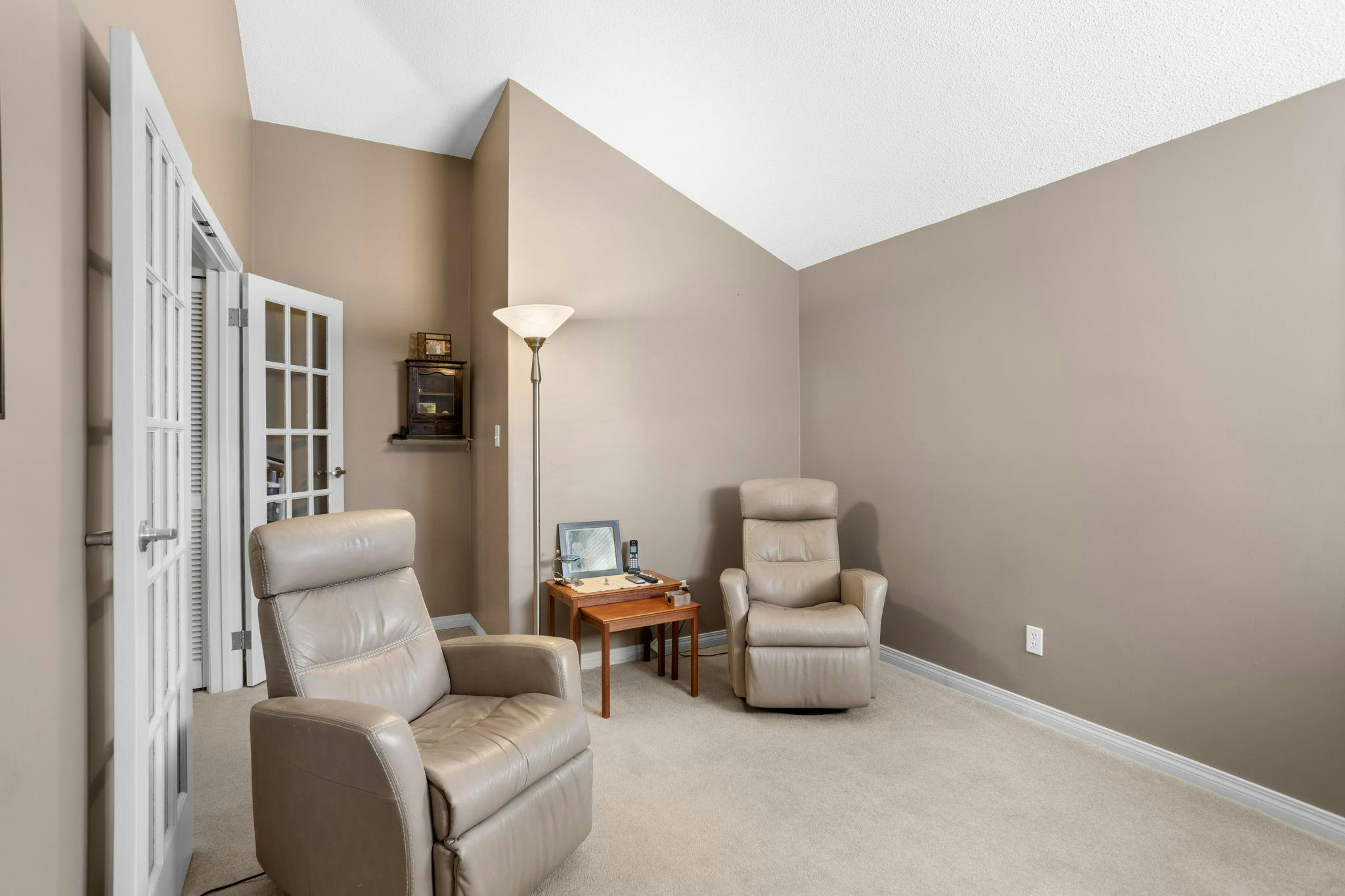 1747 Rufus Drive, North Vancouver, BC, V7J 3L8 - 17