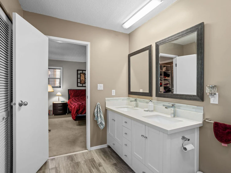 1747 Rufus Drive, North Vancouver, BC, V7J 3L8 - 25