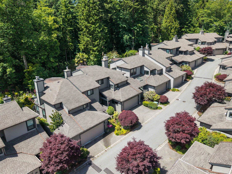 1747 Rufus Drive, North Vancouver, BC, V7J 3L8 - 3