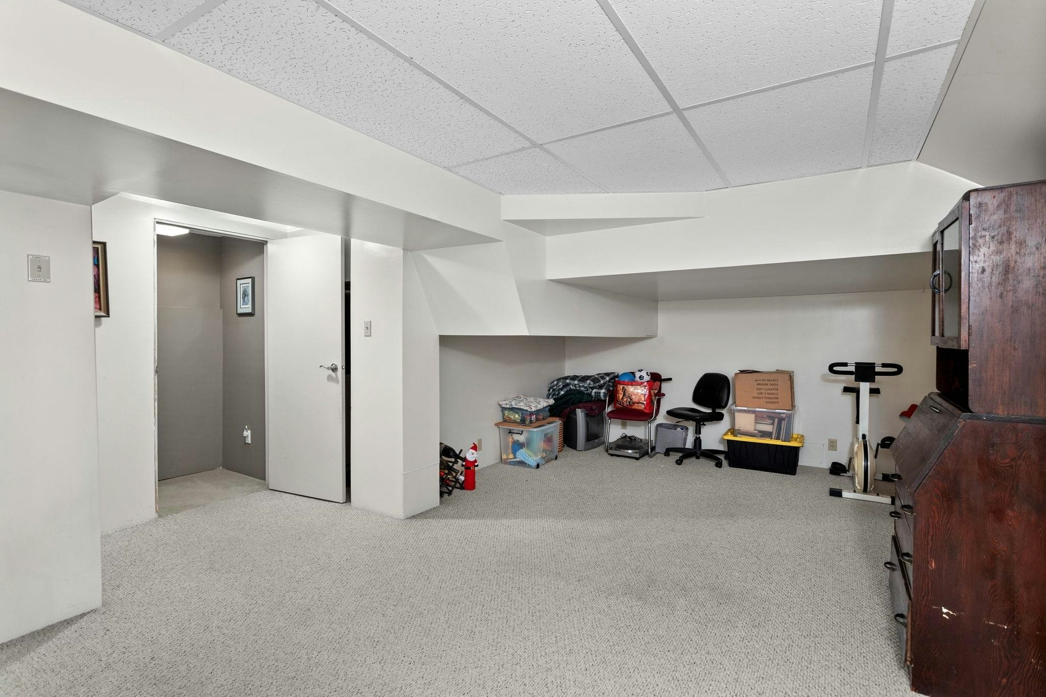 1747 Rufus Drive, North Vancouver, BC, V7J 3L8 - 31