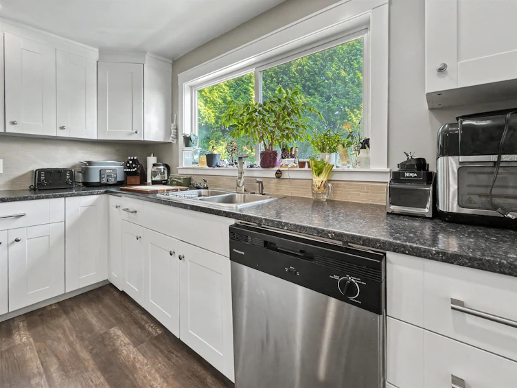 10-32151 Lougheed Highway, Mission, BC, V2V 1A3 - 8