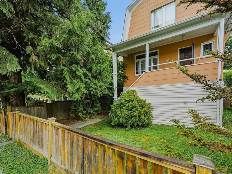 3606 Carolina Street, Vancouver, BC, V5V 4B4