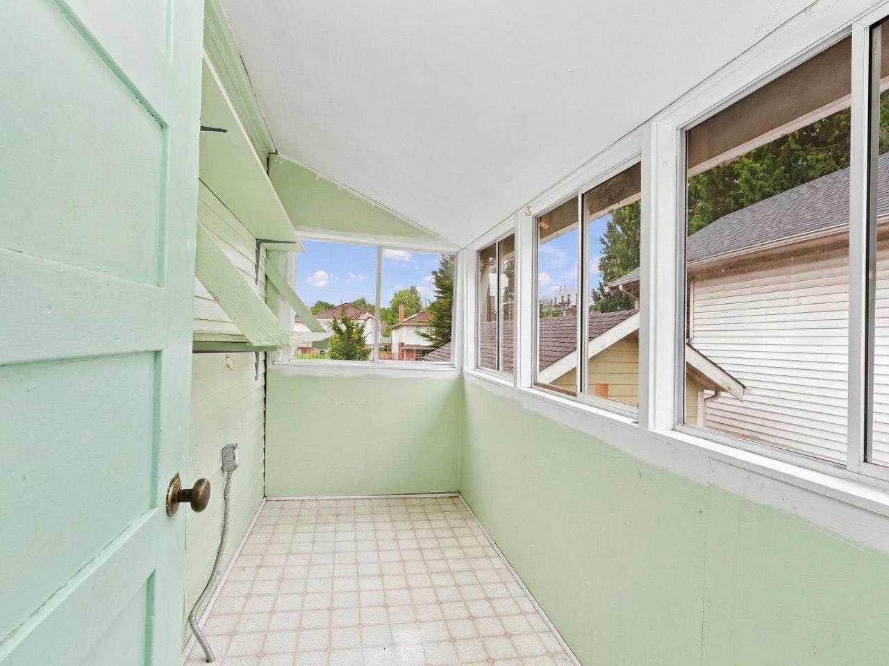 3606 Carolina Street, Vancouver, BC, V5V 4B4 - 14