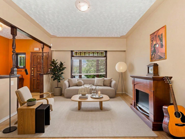 3606 Carolina Street, Vancouver, BC, V5V 4B4 - 4