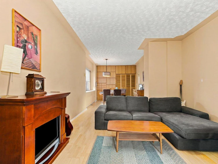 3606 Carolina Street, Vancouver, BC, V5V 4B4 - 5