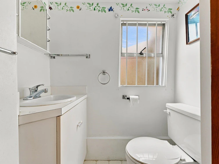 3606 Carolina Street, Vancouver, BC, V5V 4B4 - 13
