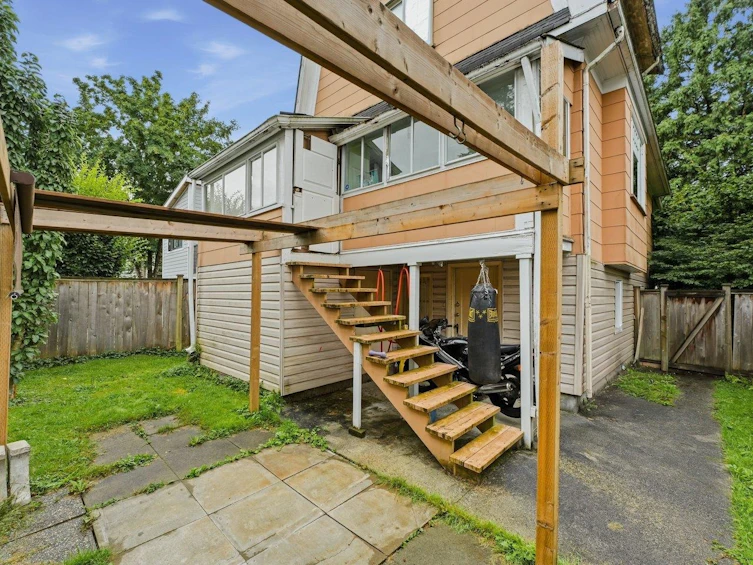 3606 Carolina Street, Vancouver, BC, V5V 4B4 - 20