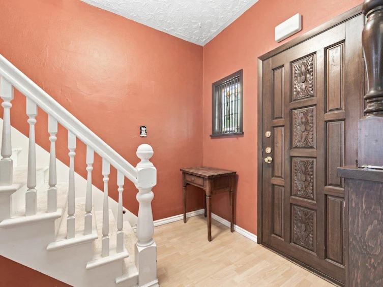 3606 Carolina Street, Vancouver, BC, V5V 4B4 - 2