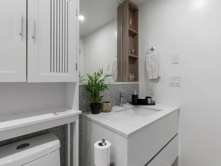 308-10428 Whalley Boulevard, Surrey, BC, V3T 0W2 - 8