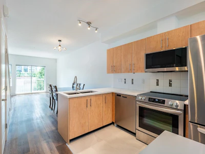 21-730 Farrow Street - 2