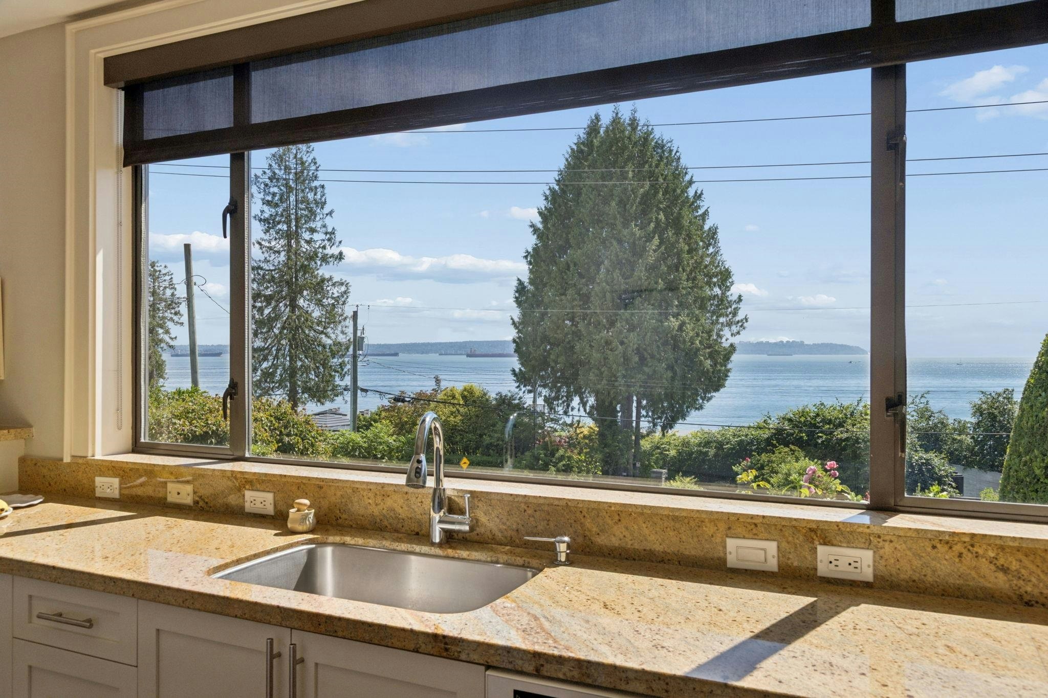 2621 Bellevue Avenue, West Vancouver, BC, V7V 1E5 - 9