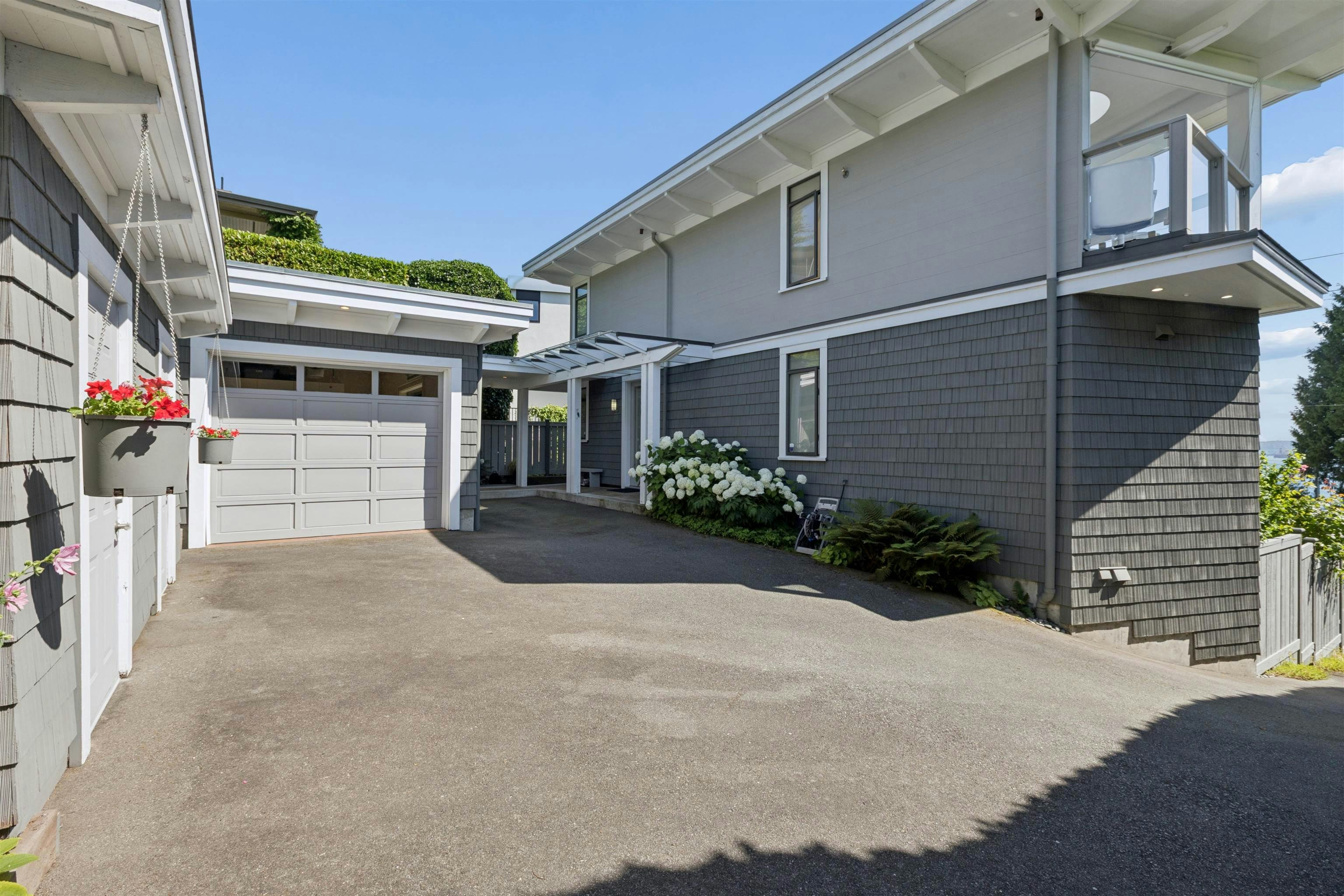2621 Bellevue Avenue, West Vancouver, BC, V7V 1E5 - 36