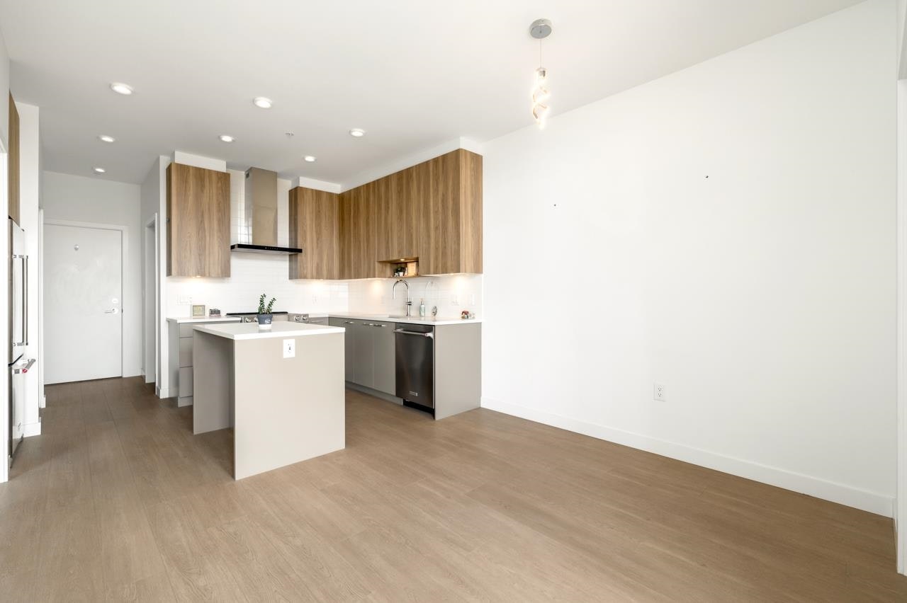 614-7599 15th Street, Burnaby, BC, V3N 0H9 - 6