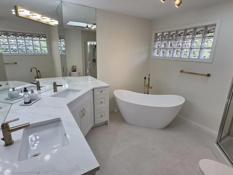 12051 Imperial Drive, Richmond, BC, V7E 6J5 - 16