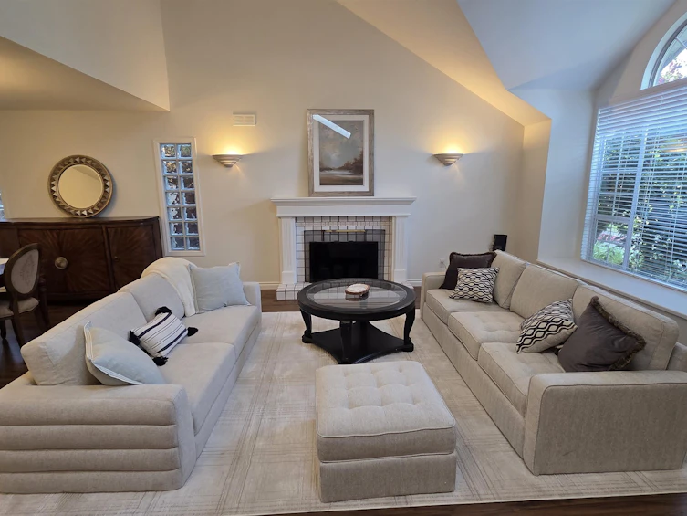 12051 Imperial Drive, Richmond, BC, V7E 6J5 - 2