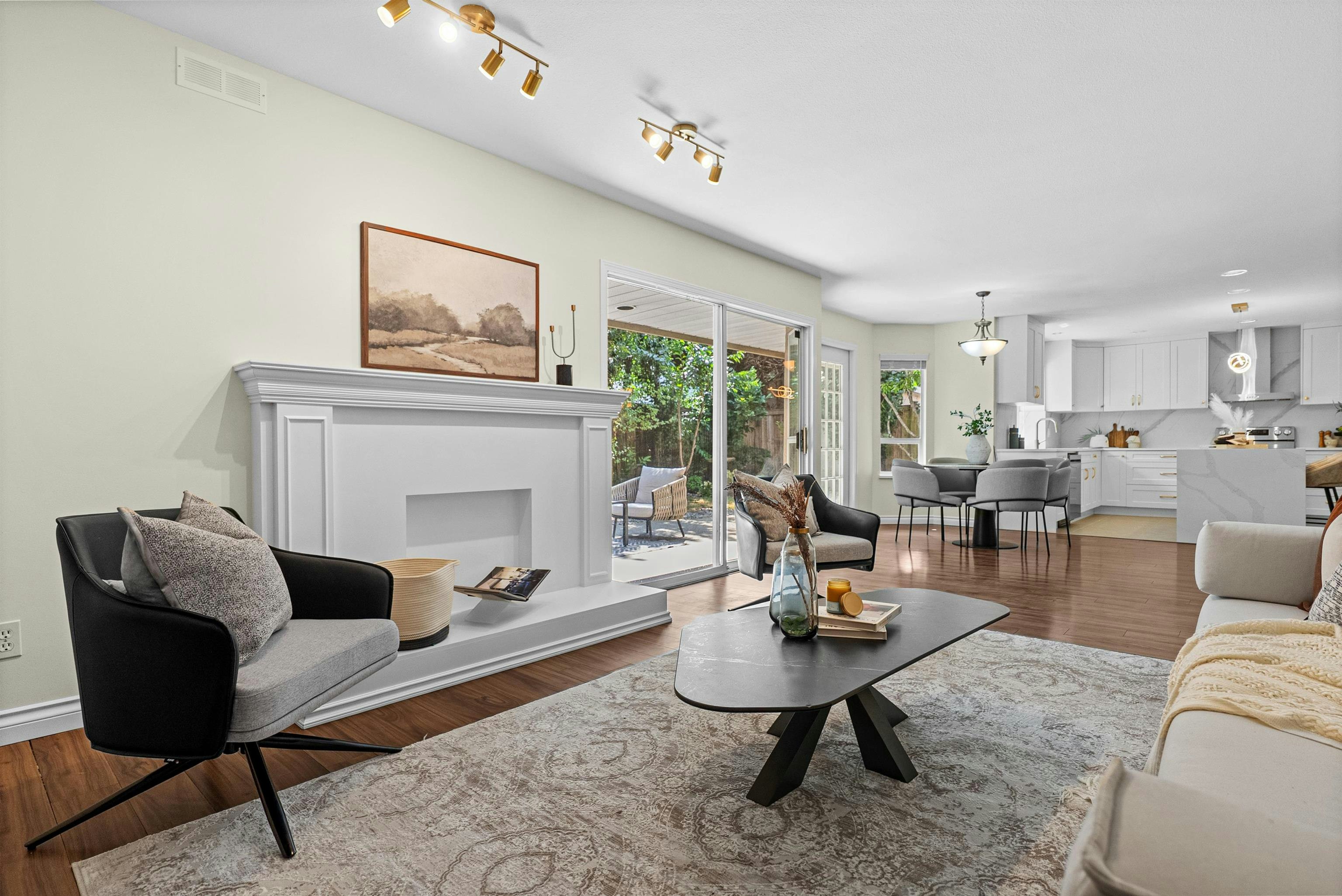 12051 Imperial Drive, Richmond, BC, V7E 6J5 - 13